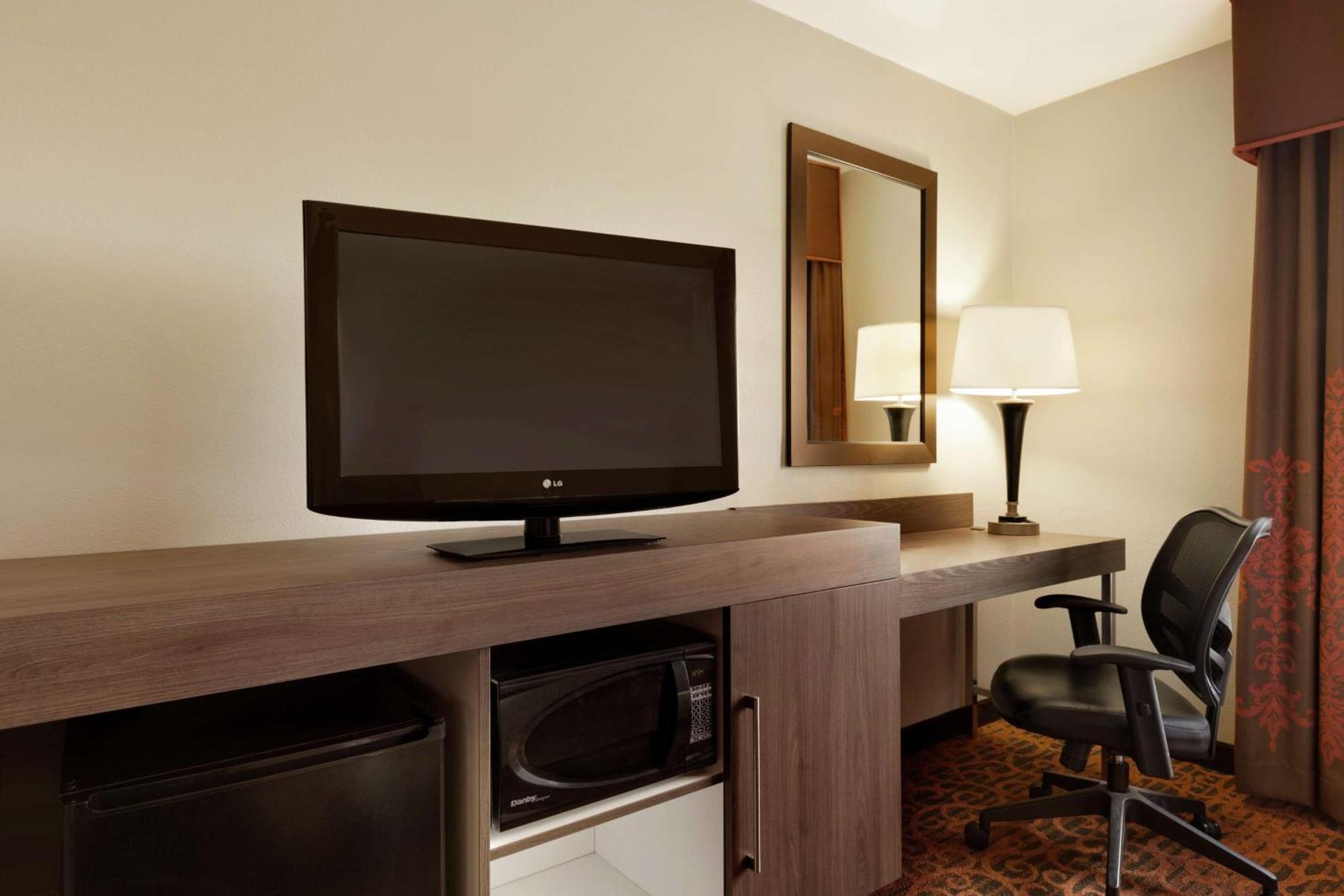 Hampton Inn Wichita Falls-Sikes Senter Mall Extérieur photo
