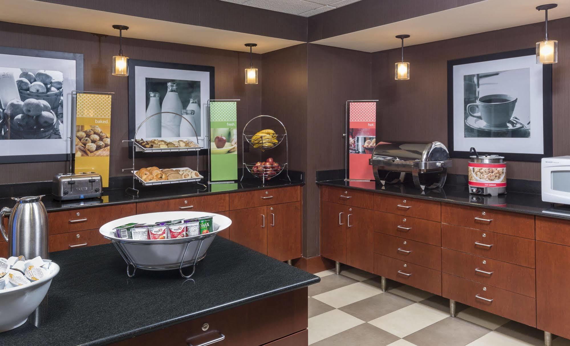 Hampton Inn Wichita Falls-Sikes Senter Mall Extérieur photo