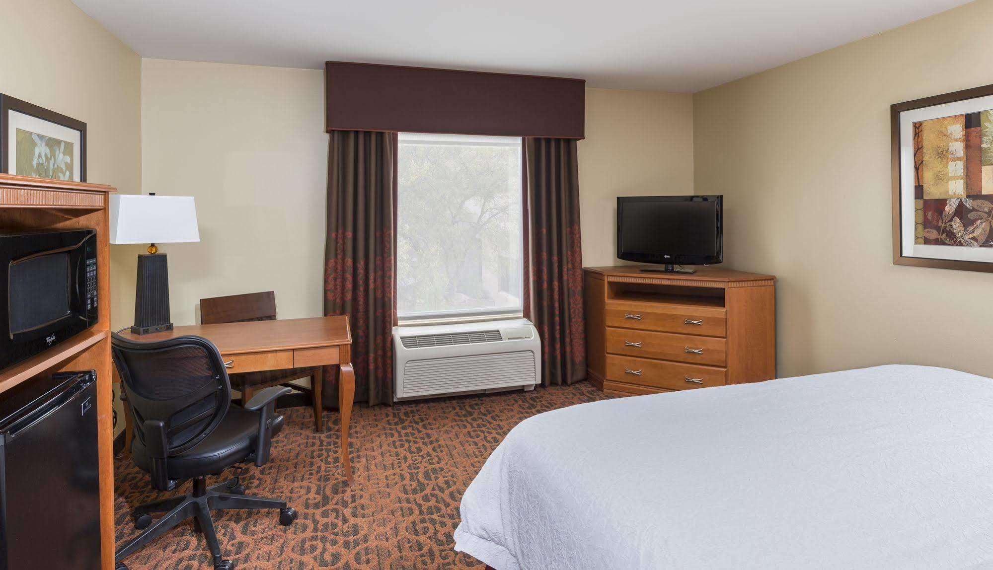 Hampton Inn Wichita Falls-Sikes Senter Mall Extérieur photo